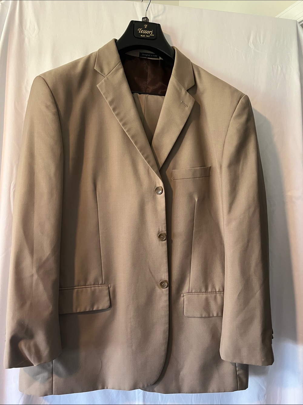 Tesori Taupe Single-Breasted Blazer and pants